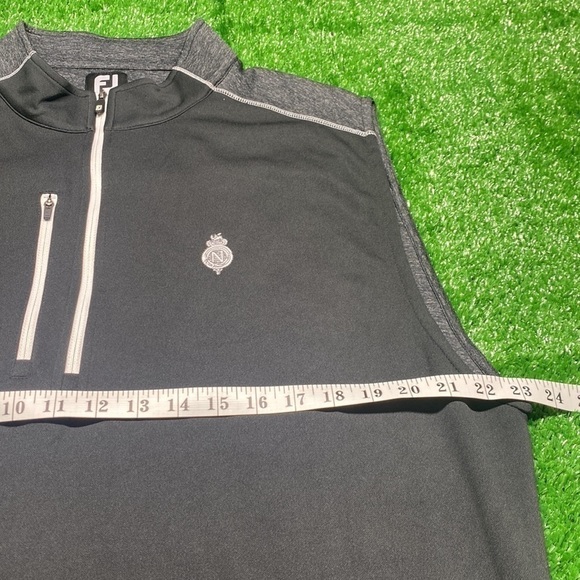 Mens FootJoy Q-zip vest from Nevillewood GC designed by Jack Nicklaus! Size XL - Picture 1 of 7